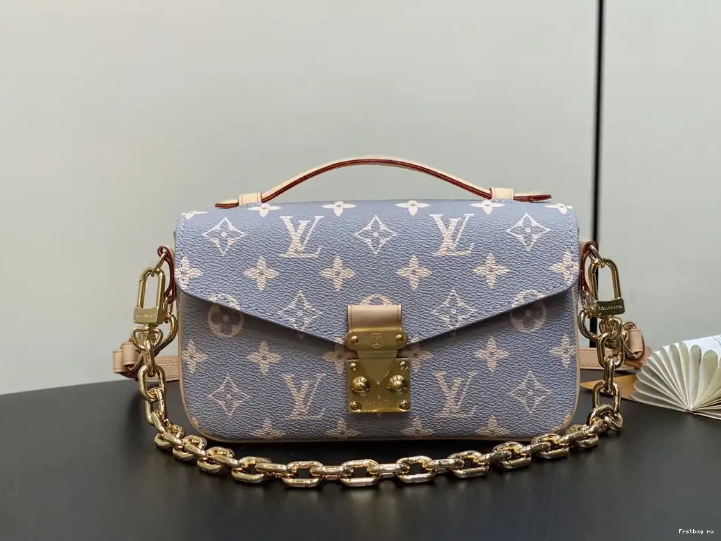 First bag ru METIS LOUIS EAST VUITTON POCHETTE WEST 0406